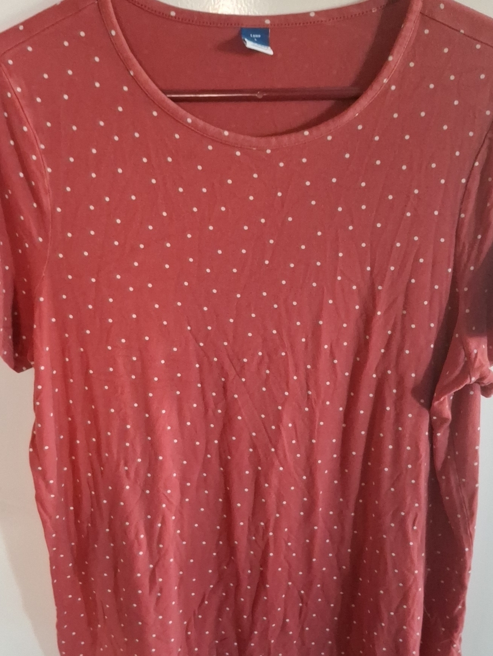Old Navy Rose Red Short Sleeve Polka Dot Tee